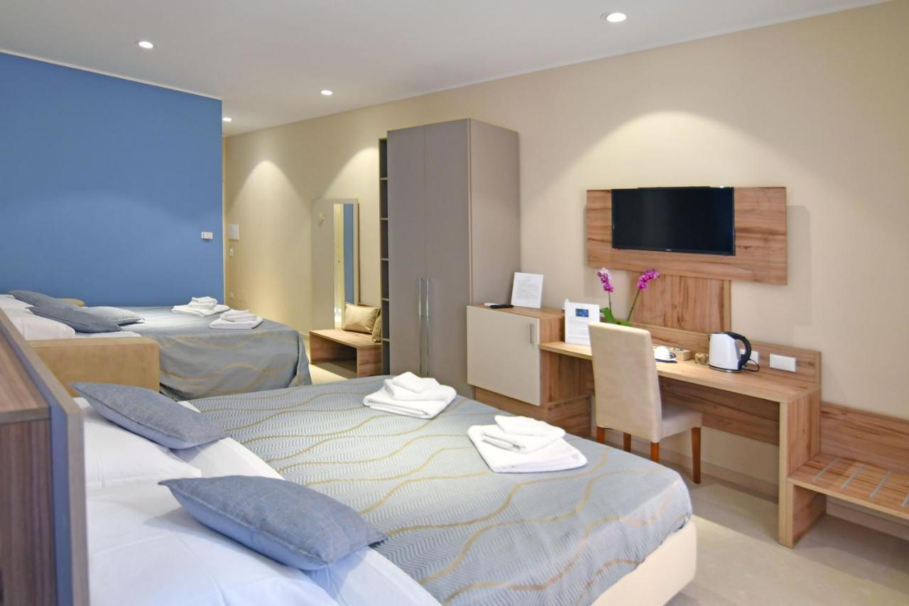 Astro Blu Bed & Breakfast เลชเช ภายนอก รูปภาพ