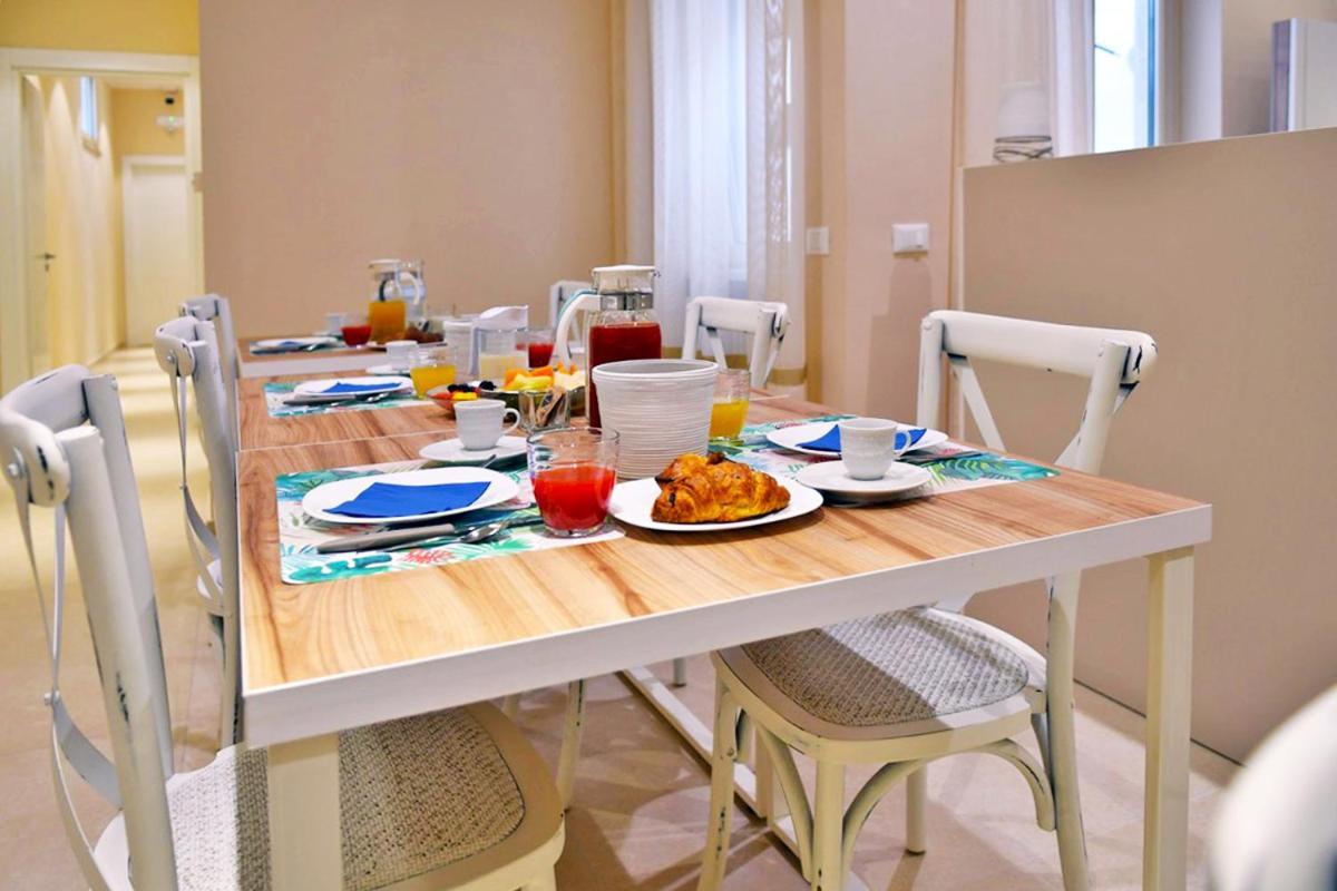 Astro Blu Bed & Breakfast เลชเช ภายนอก รูปภาพ